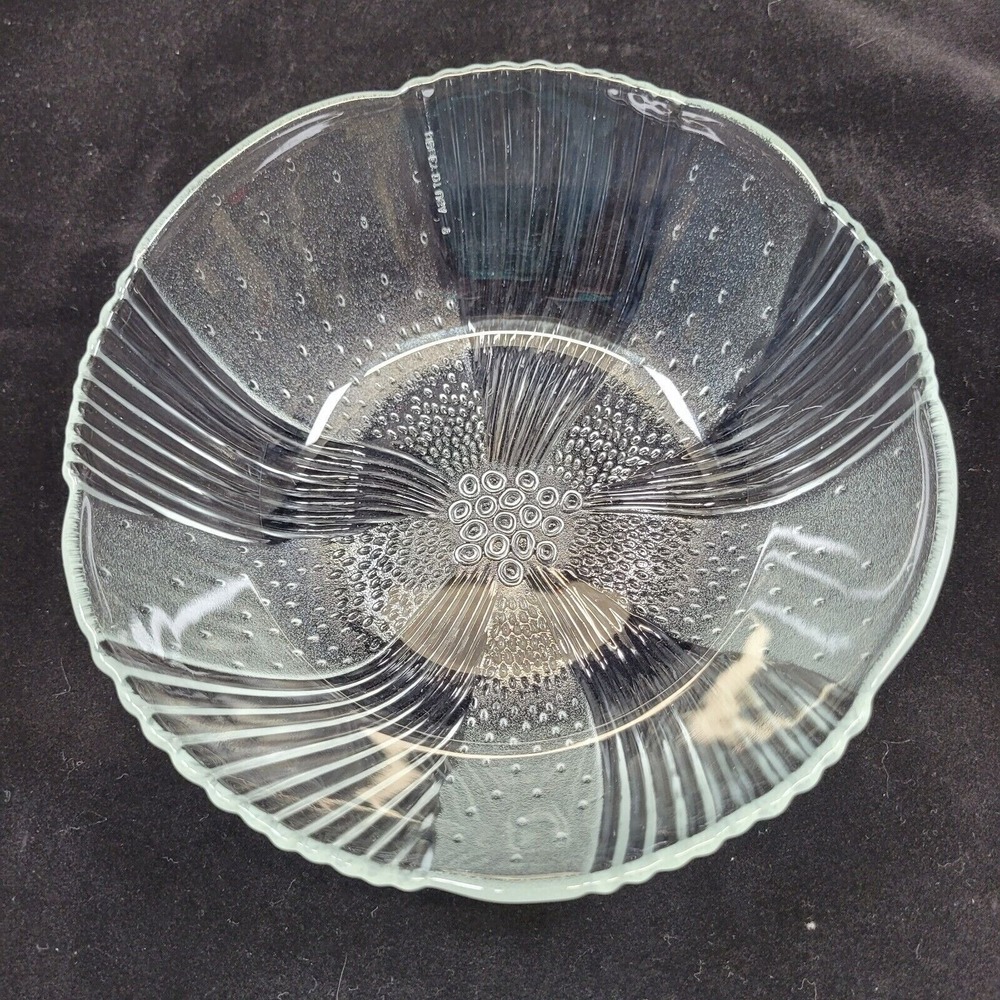 Libbey Glass Bowl Clear Vintage Textured‎ Floral Petal Scalloped Ribbed 6.5 Inch